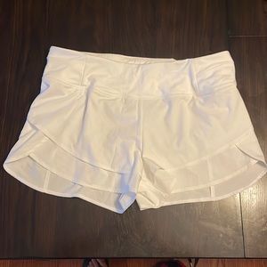 Calia by Carrie Underwood. White shorts. Size L. NWOT.